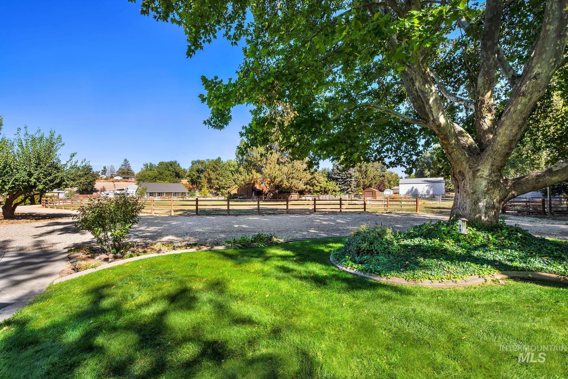 26669 Morris Place Property Photo 12