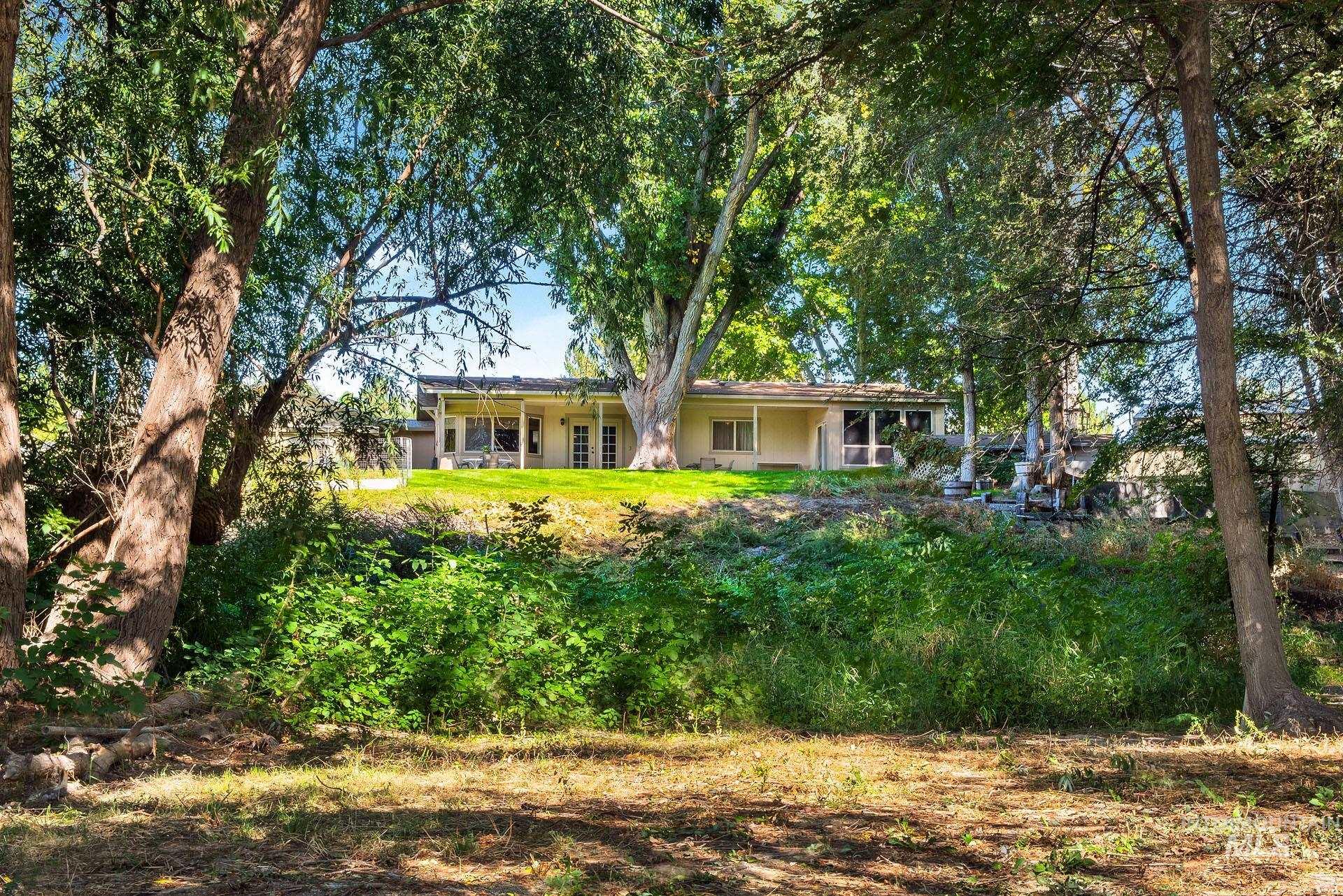 26669 Morris Place Property Photo 33