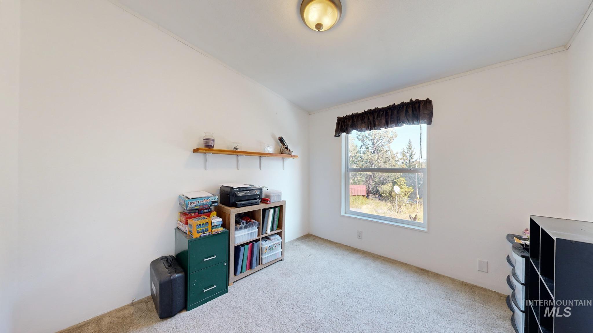 1007 W Hatter Creek Rd Property Photo 11