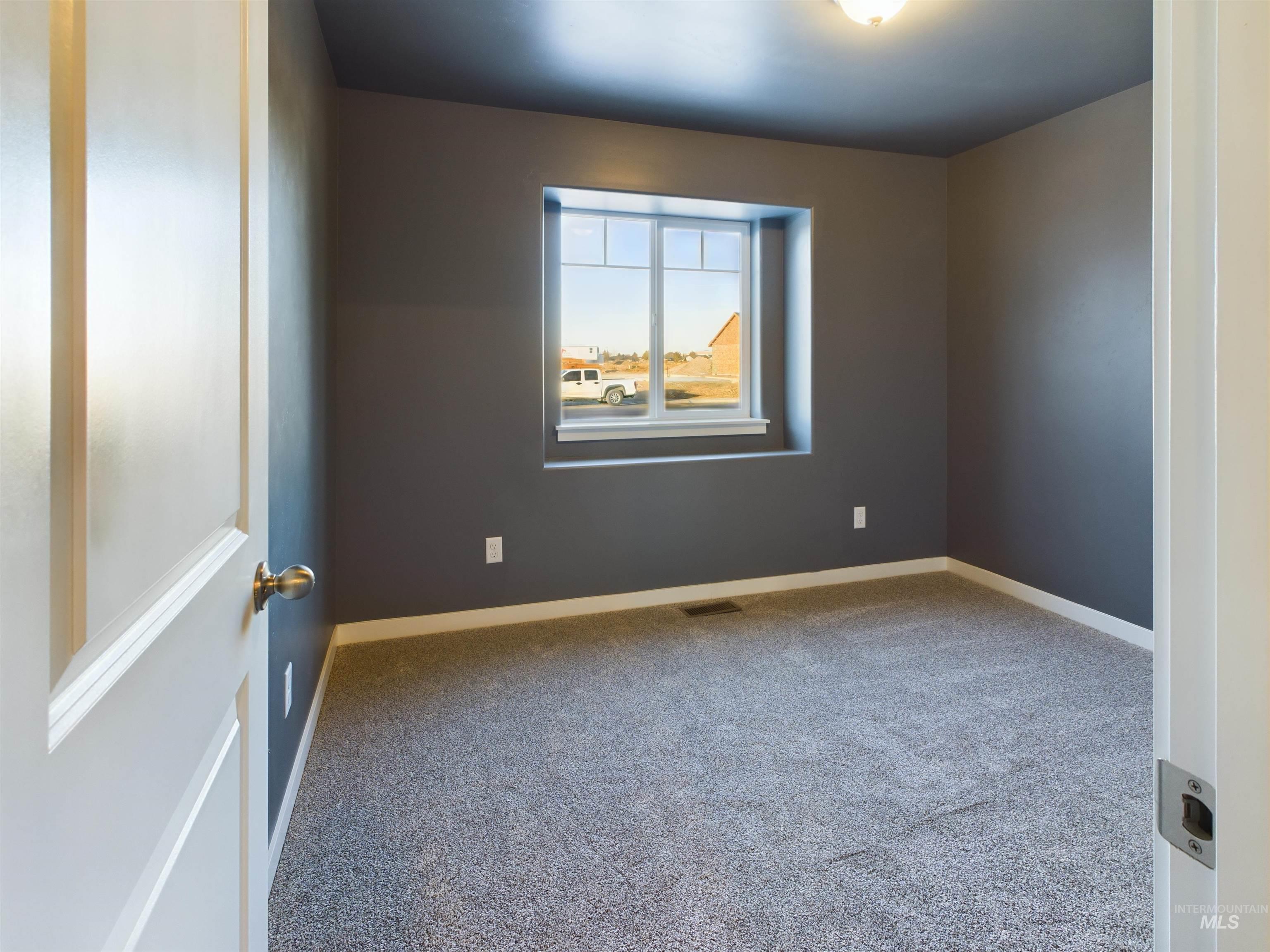 2232 Zion Street Property Photo 6