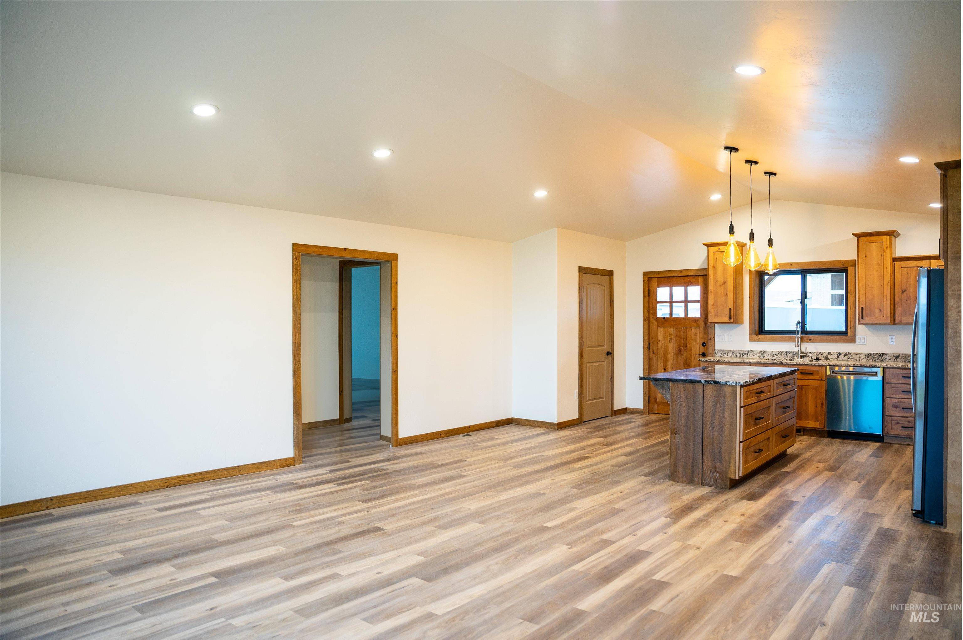 2219 Powers Drive Property Photo 16