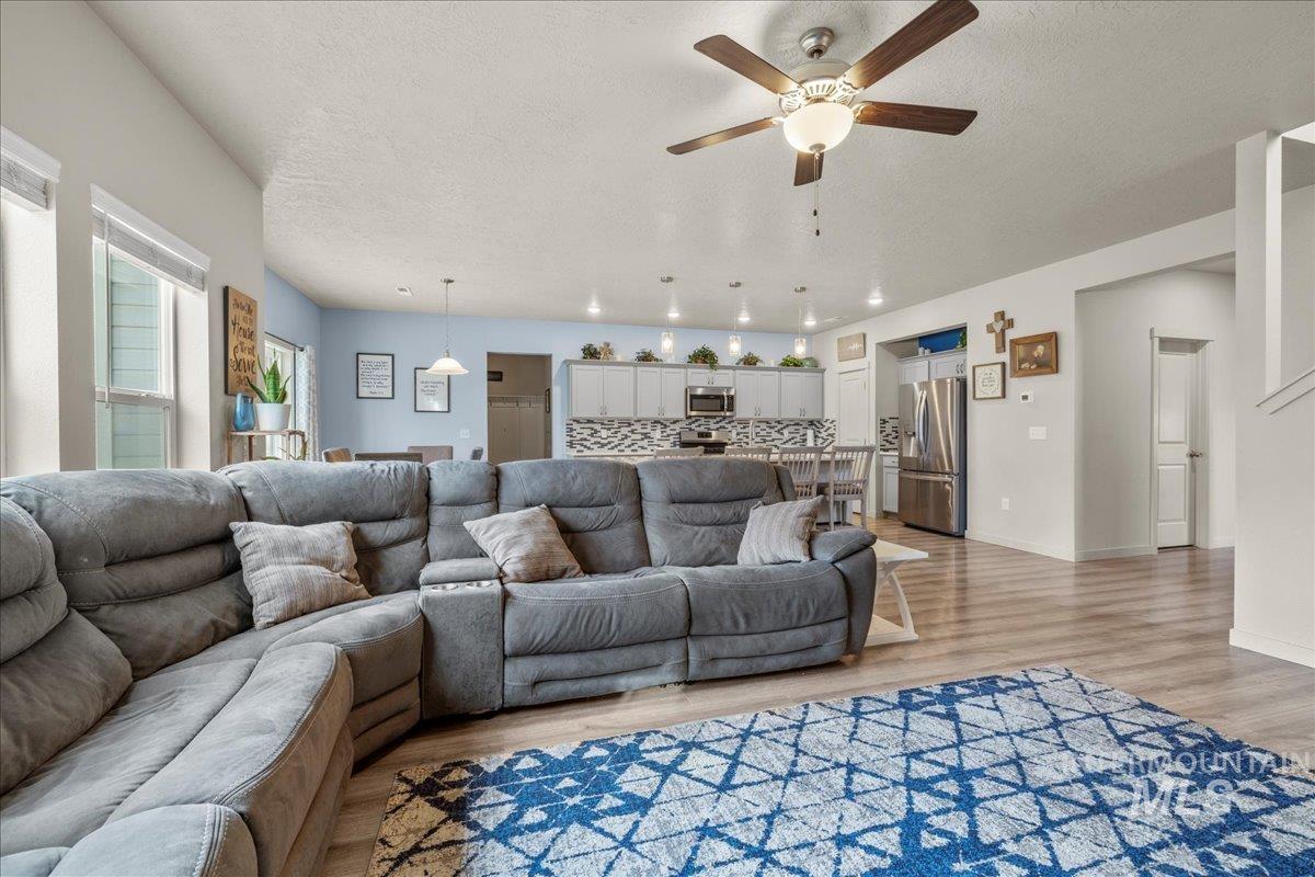 17784 Sunset Ridge Ave. Property Photo 12