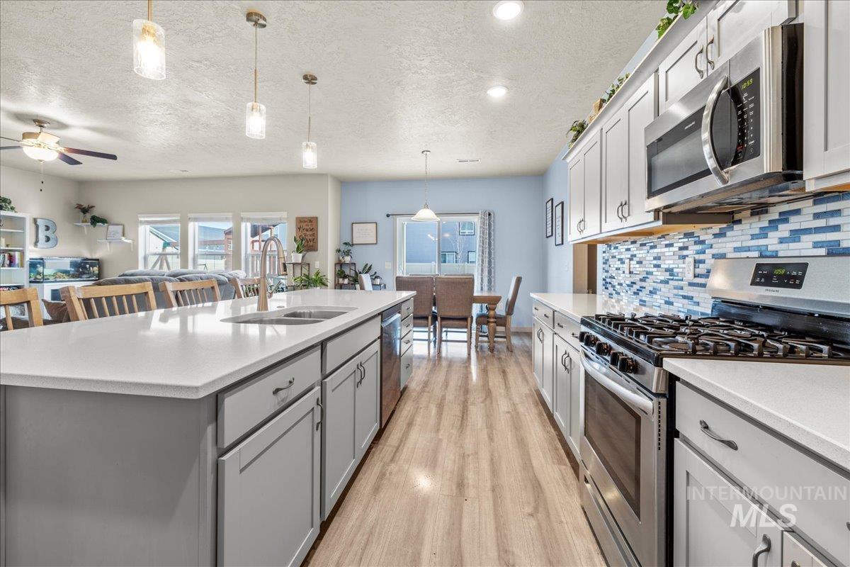 17784 Sunset Ridge Ave. Property Photo 17