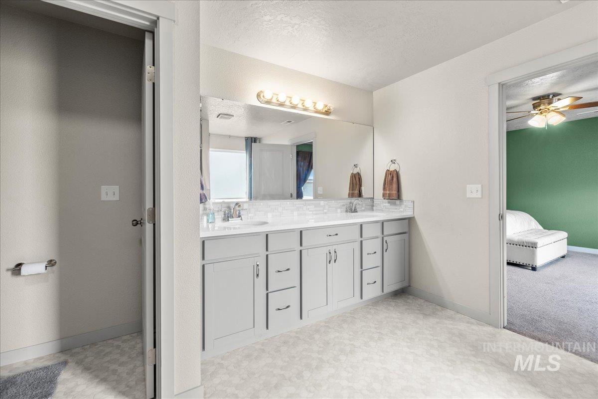17784 Sunset Ridge Ave. Property Photo 35