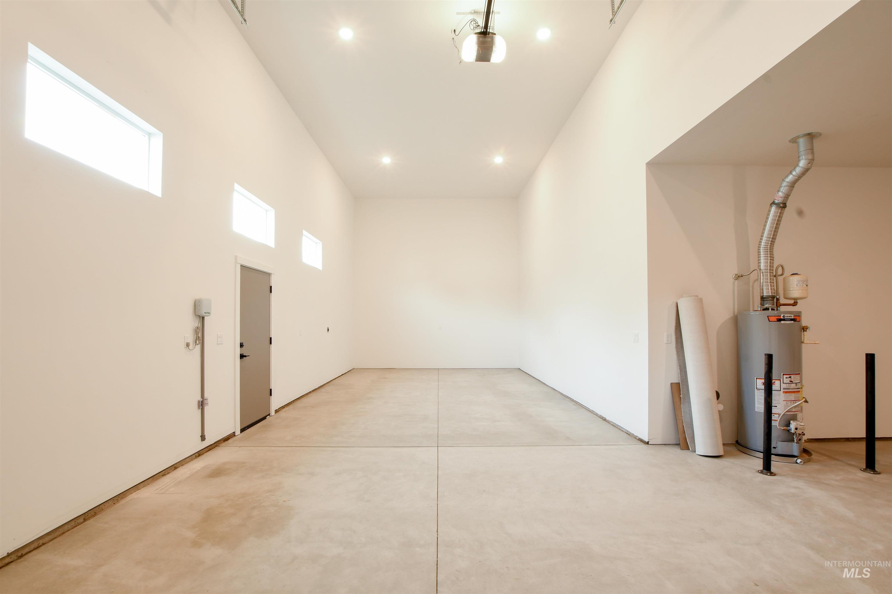11215 Red Mountain St Property Photo 27
