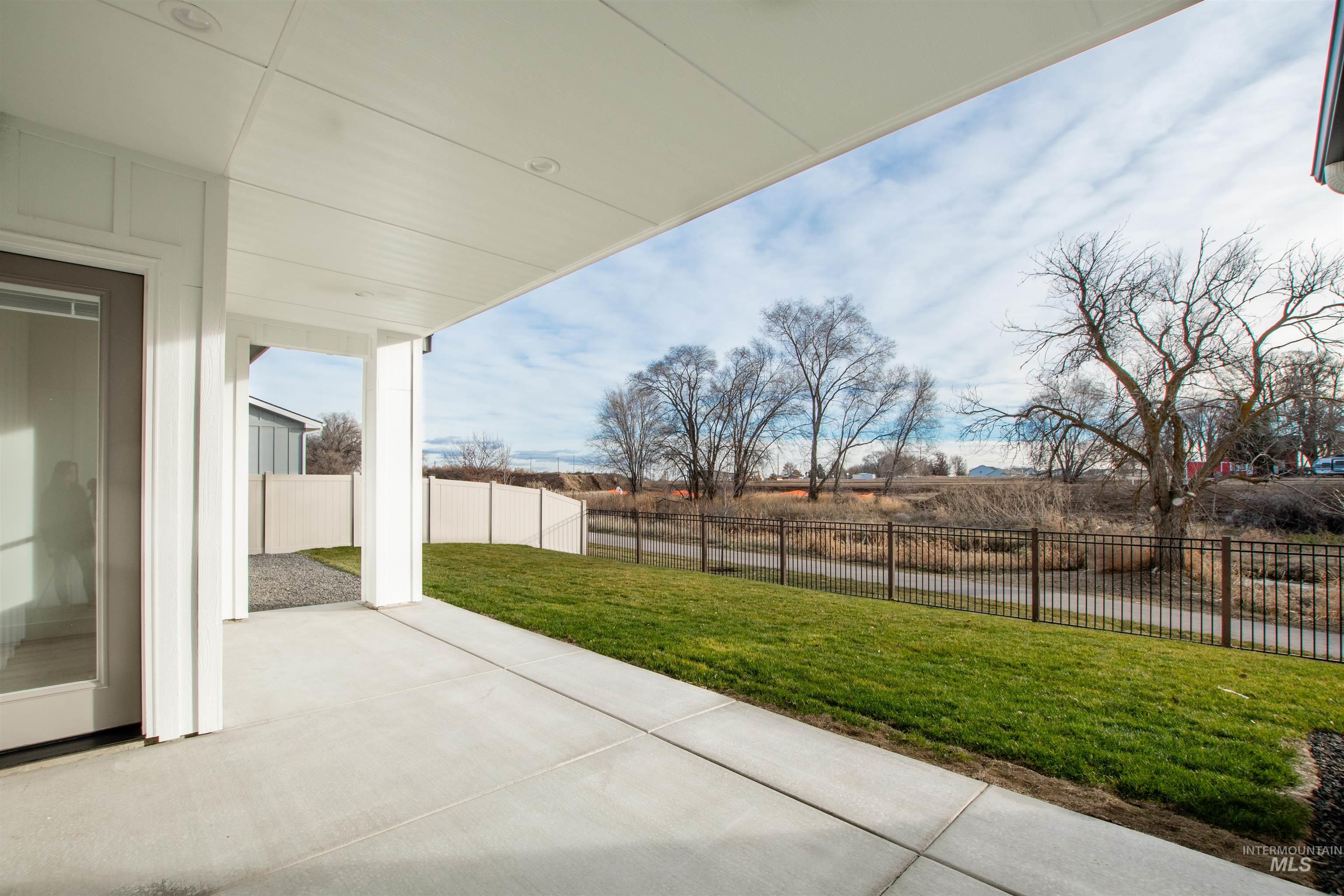 11215 Red Mountain St Property Photo 28