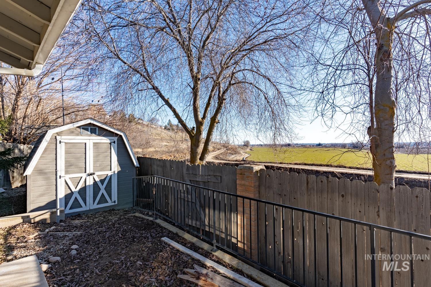 636 Deer Meadows Ln Property Photo 17