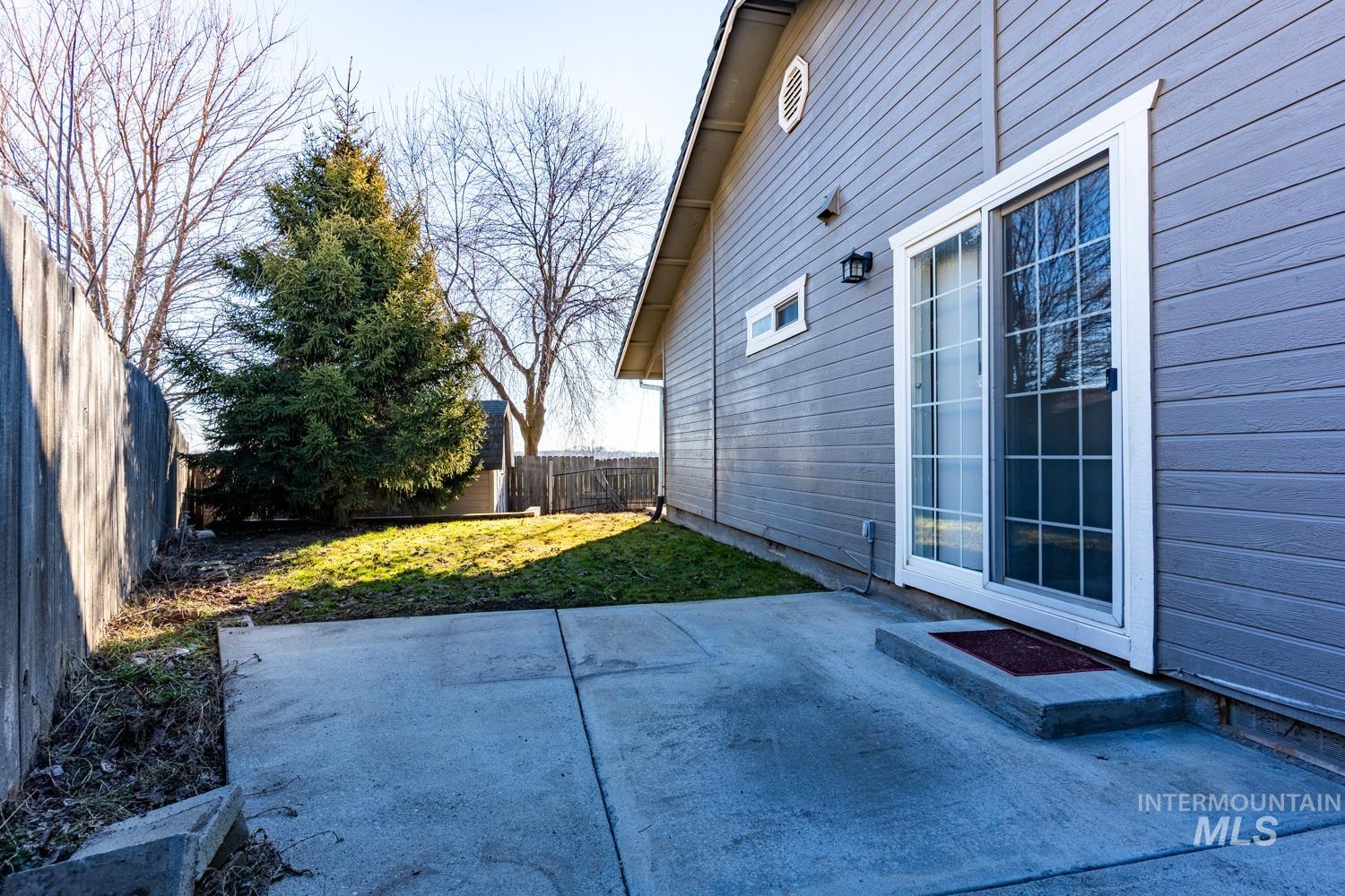 636 Deer Meadows Ln Property Photo 19