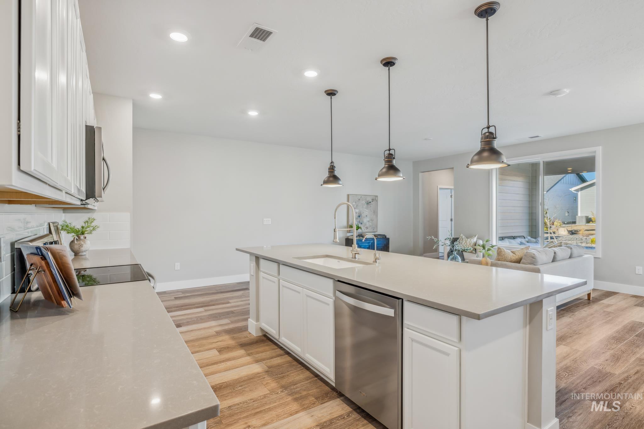 11998 W Cheer Ln Property Photo 18