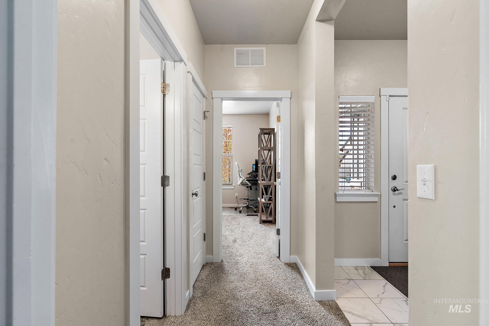 6036 N Spindrift Ave. Property Photo 15