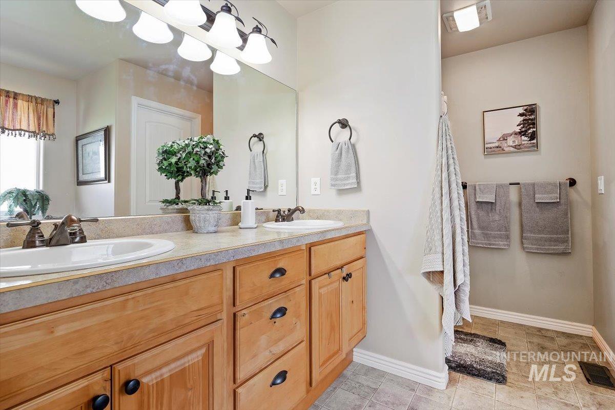 609 Morning Sun Dr Property Photo 17