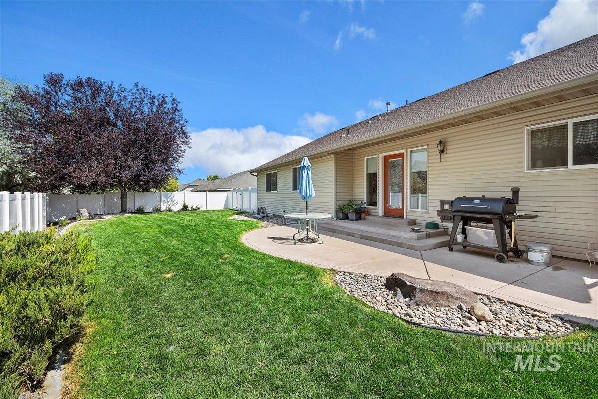 609 Morning Sun Dr Property Photo 34
