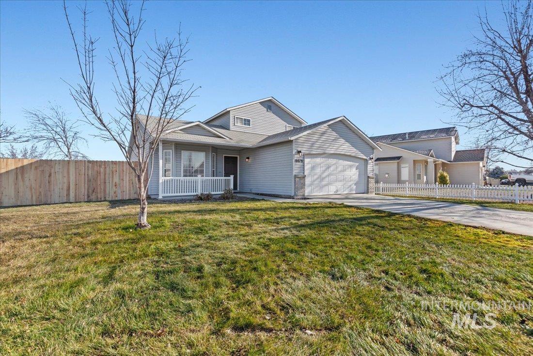 16678 N Windsor Ln Property Photo 2