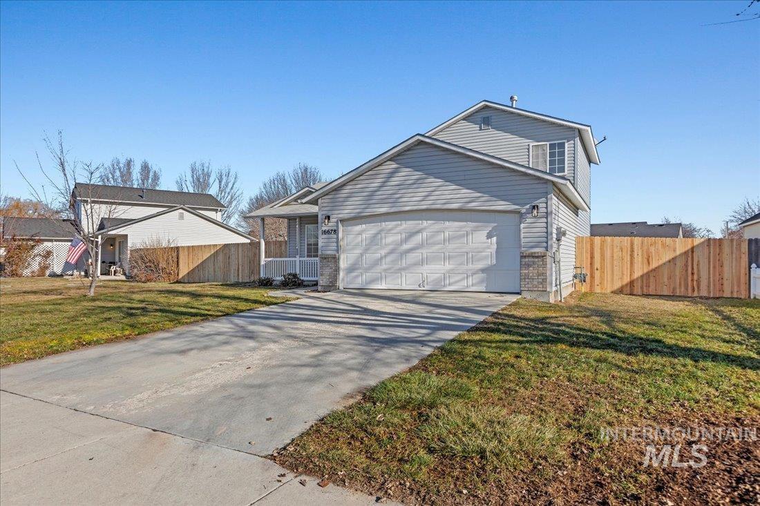 16678 N Windsor Ln Property Photo 3