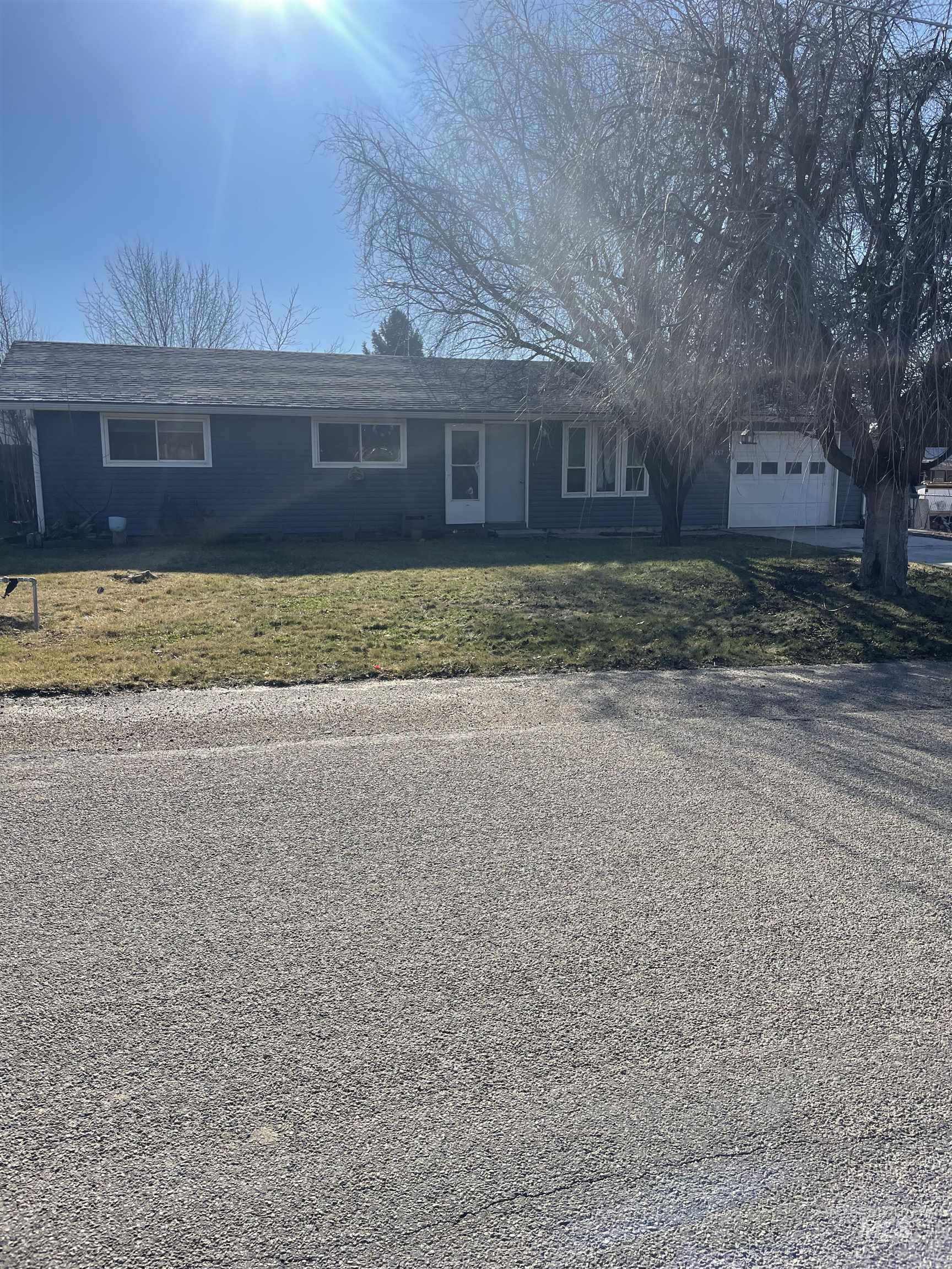14867 Helen Ln Property Photo 2
