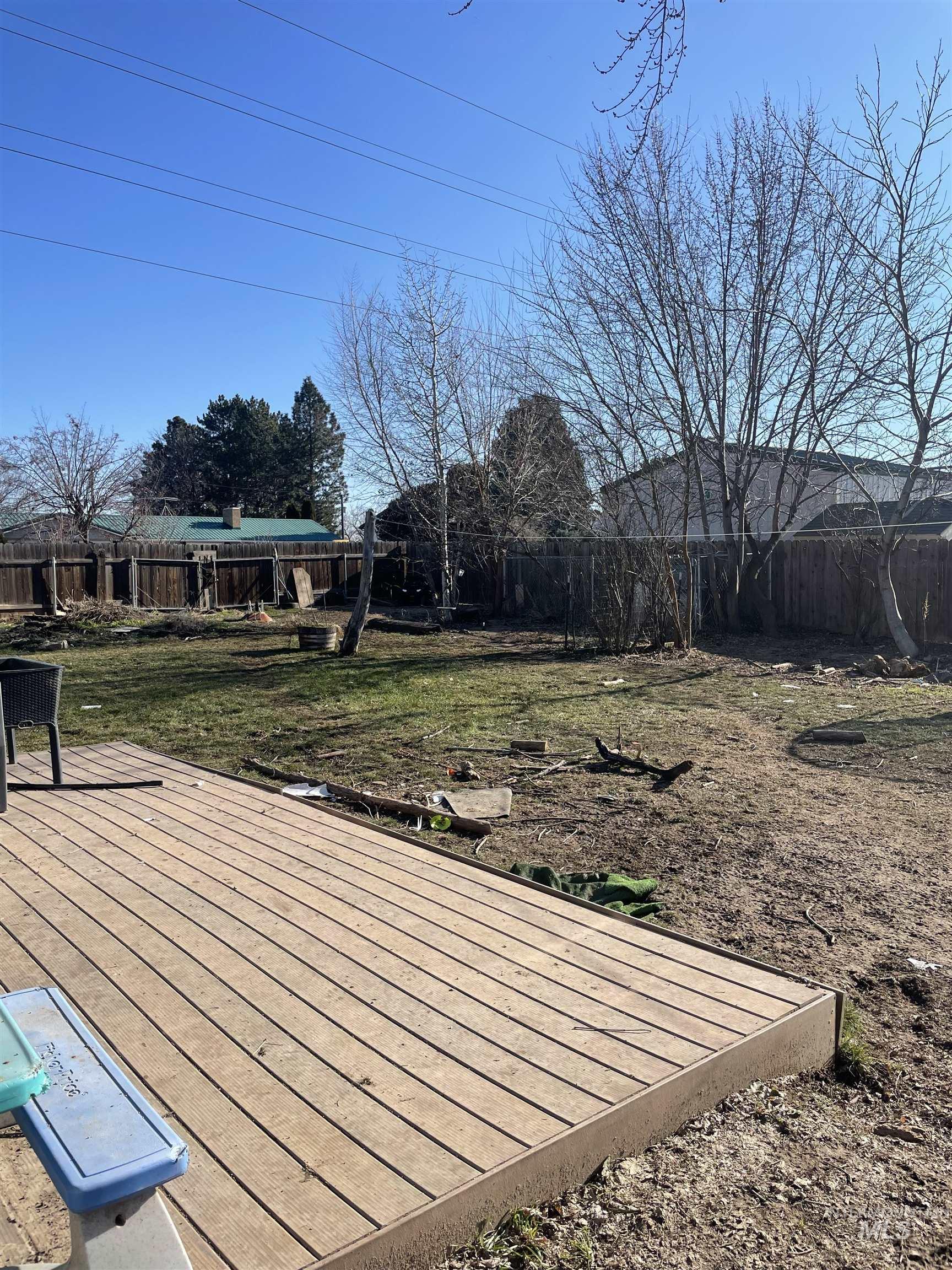 14867 Helen Ln Property Photo 8