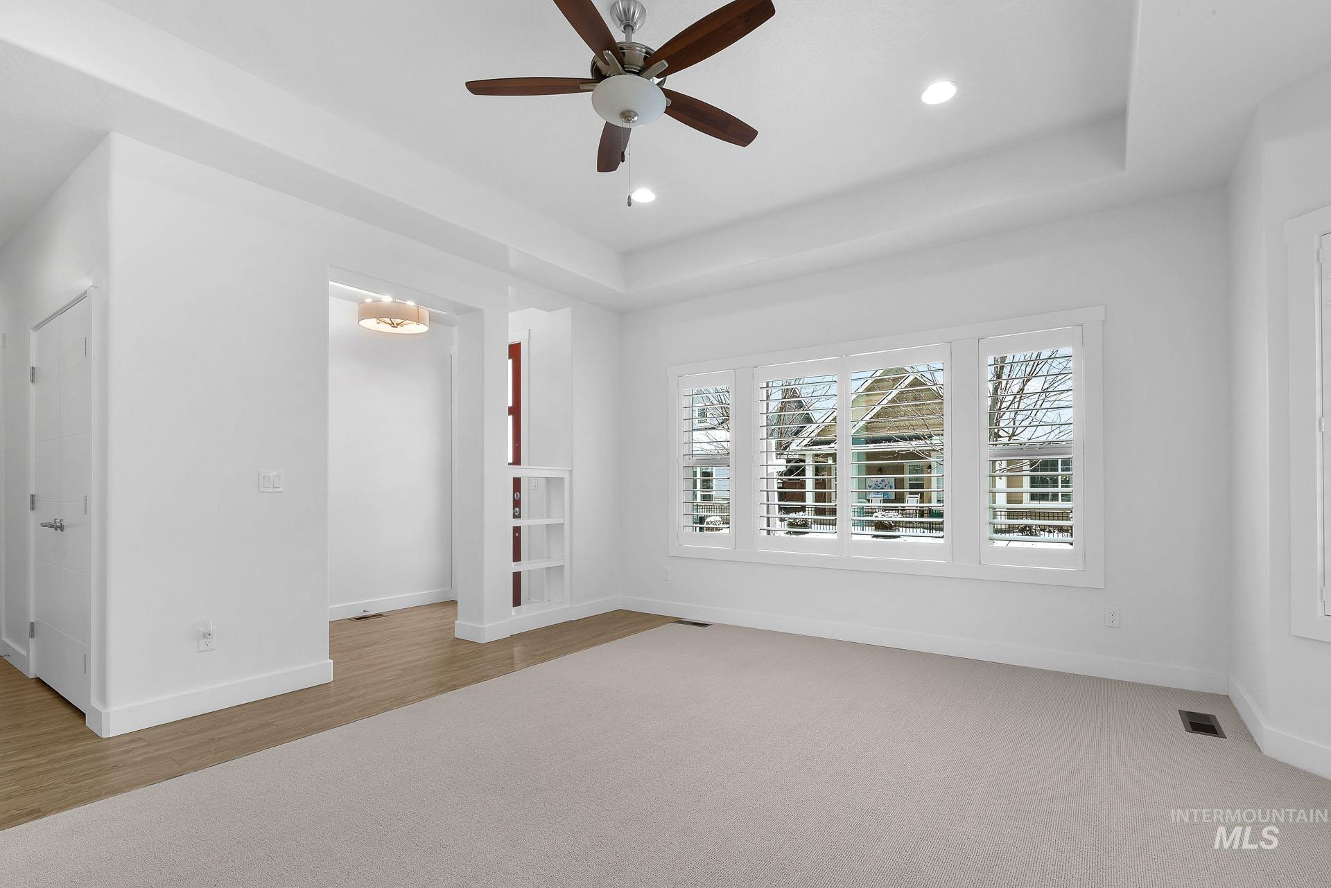 3474 N Lilyturf Ave Property Photo 6
