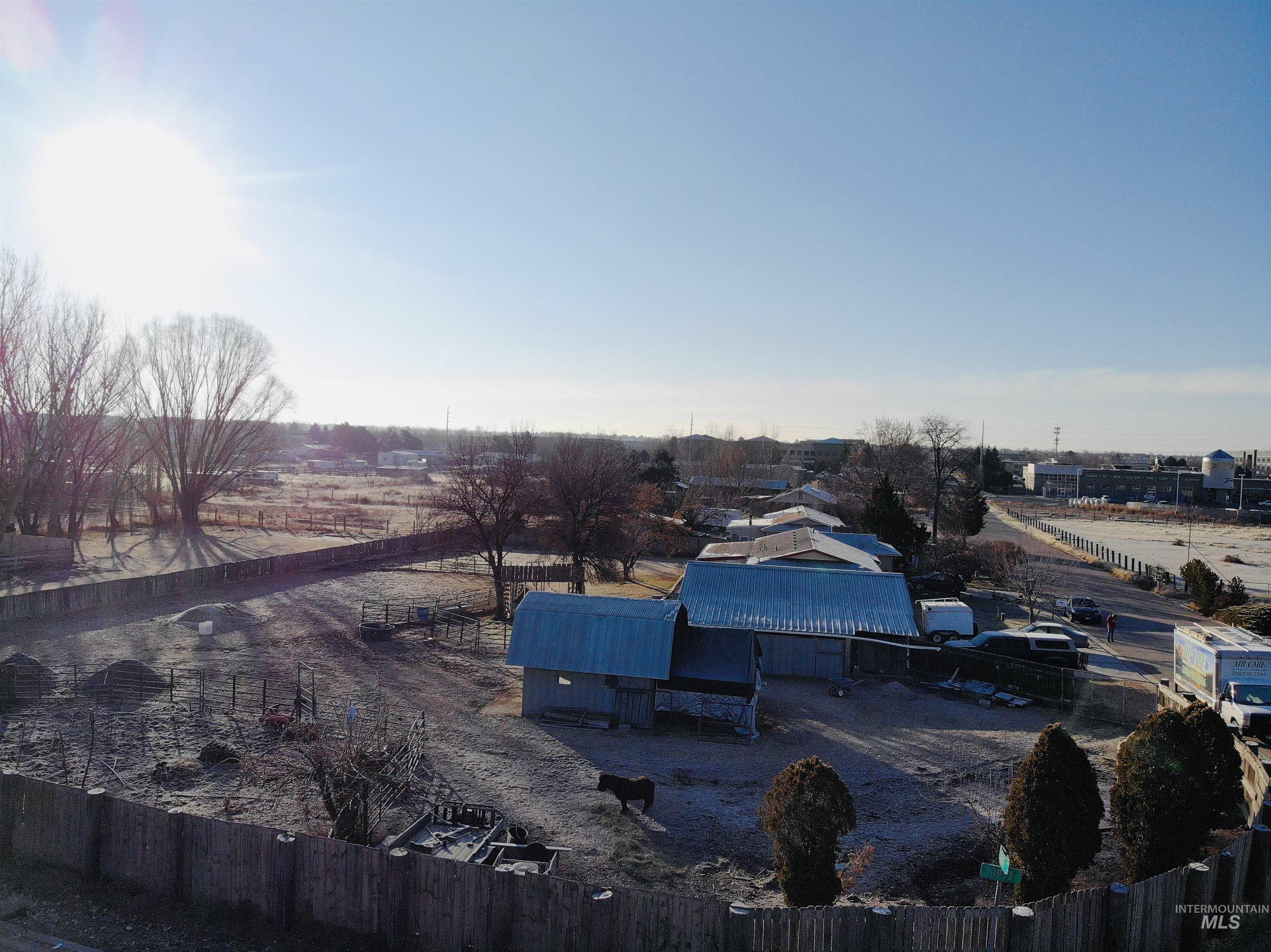 1340 Jade Ave Property Photo 5