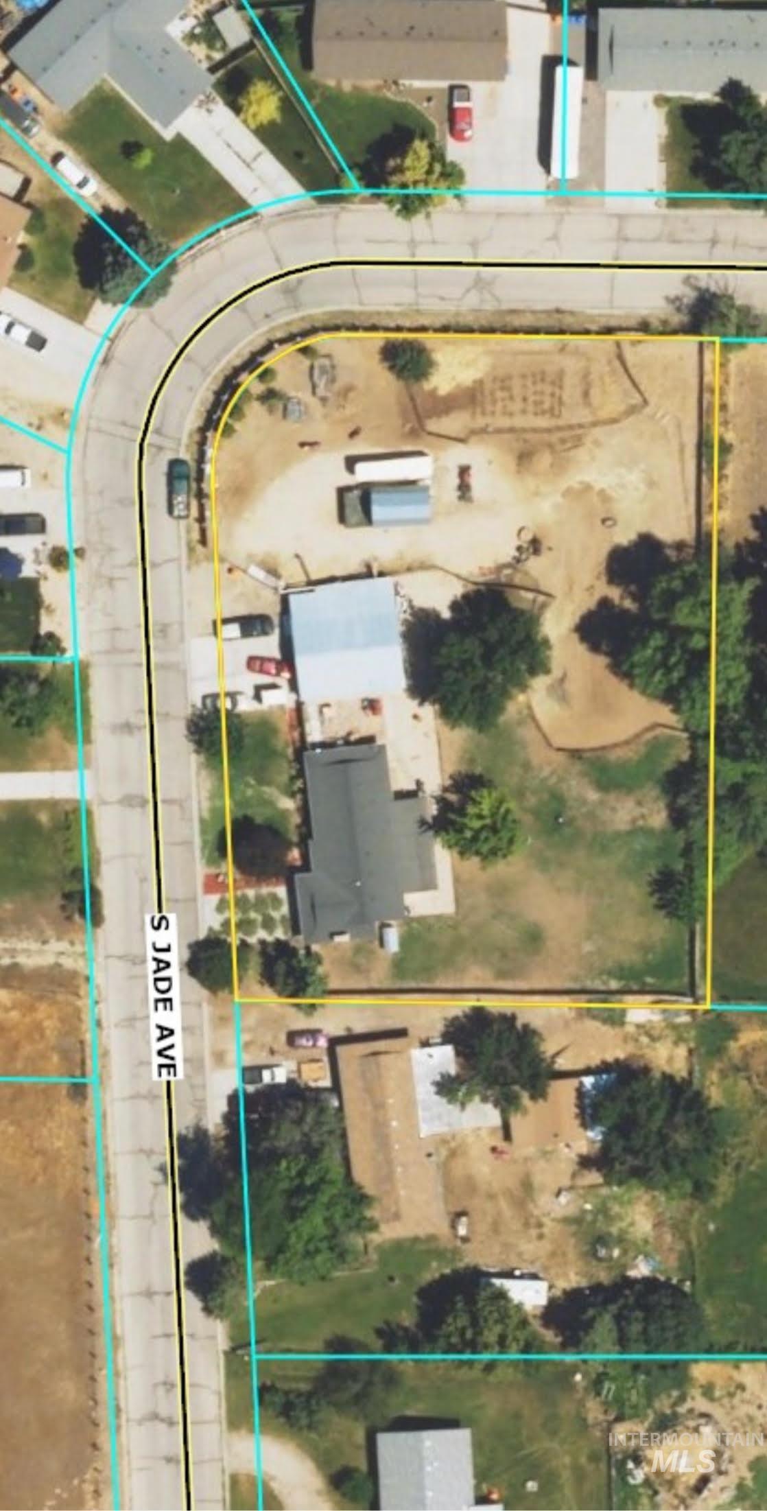 1340 Jade Ave Property Photo 8