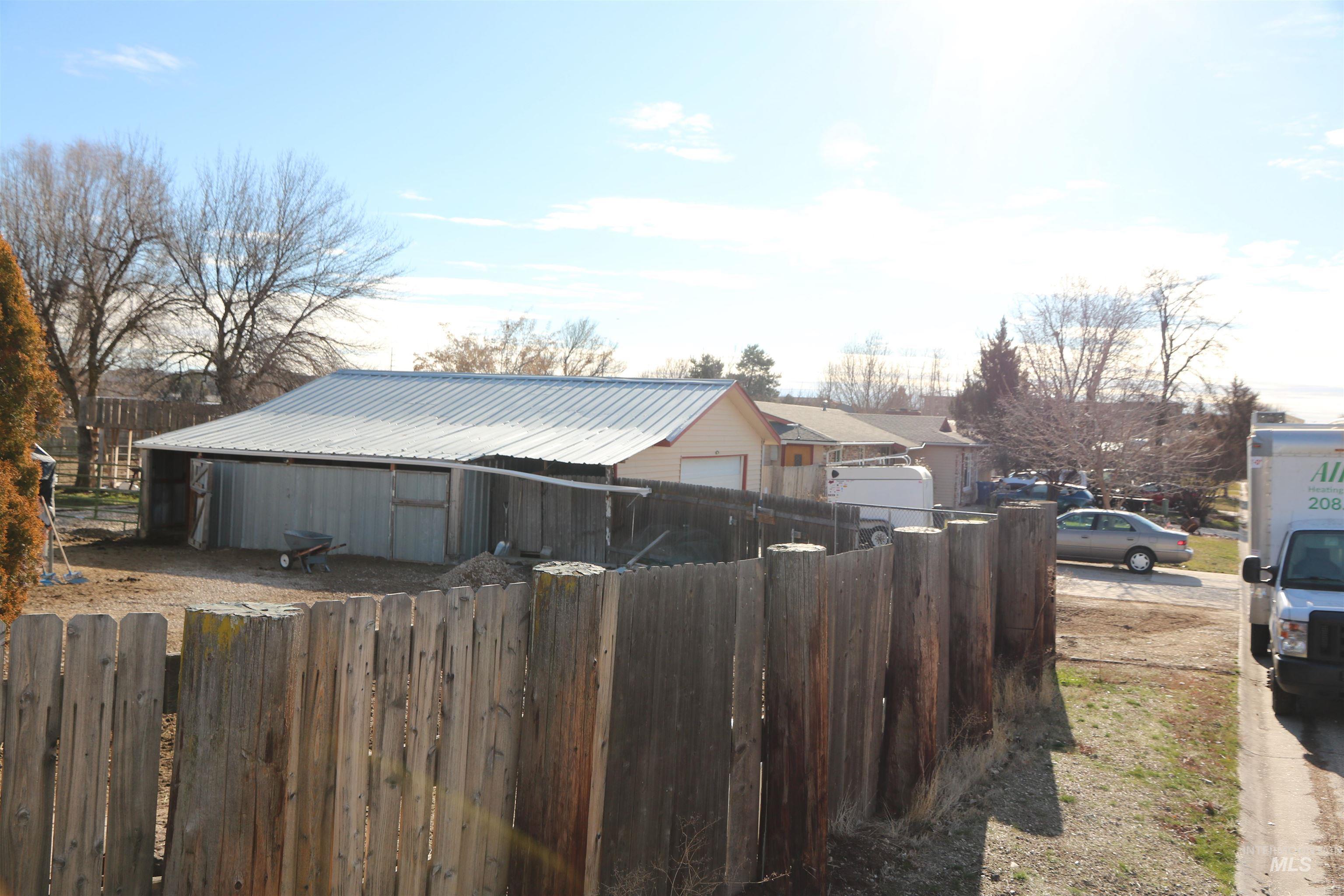 1340 Jade Ave Property Photo 11