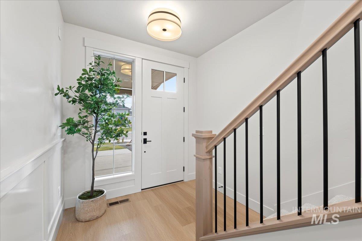 1276 W Eiger Dr Property Photo 5