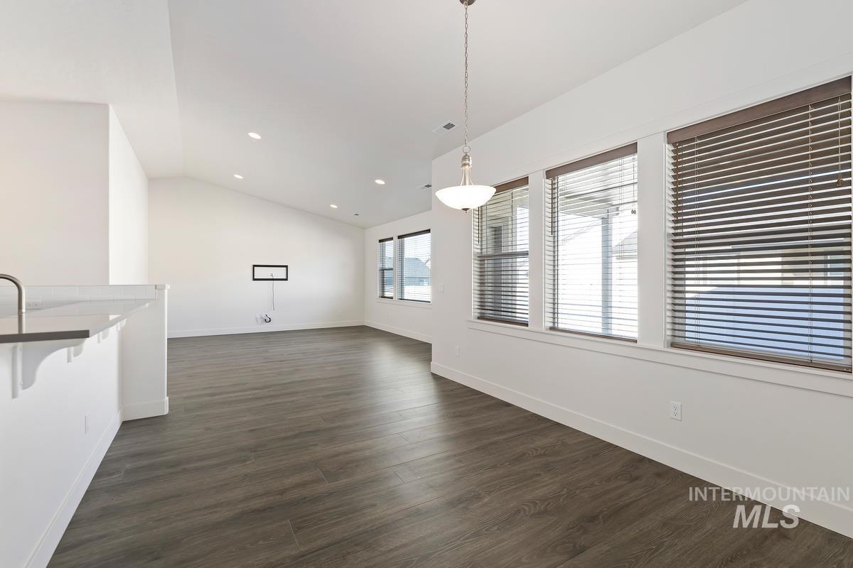 171 S Bing Court Property Photo 7