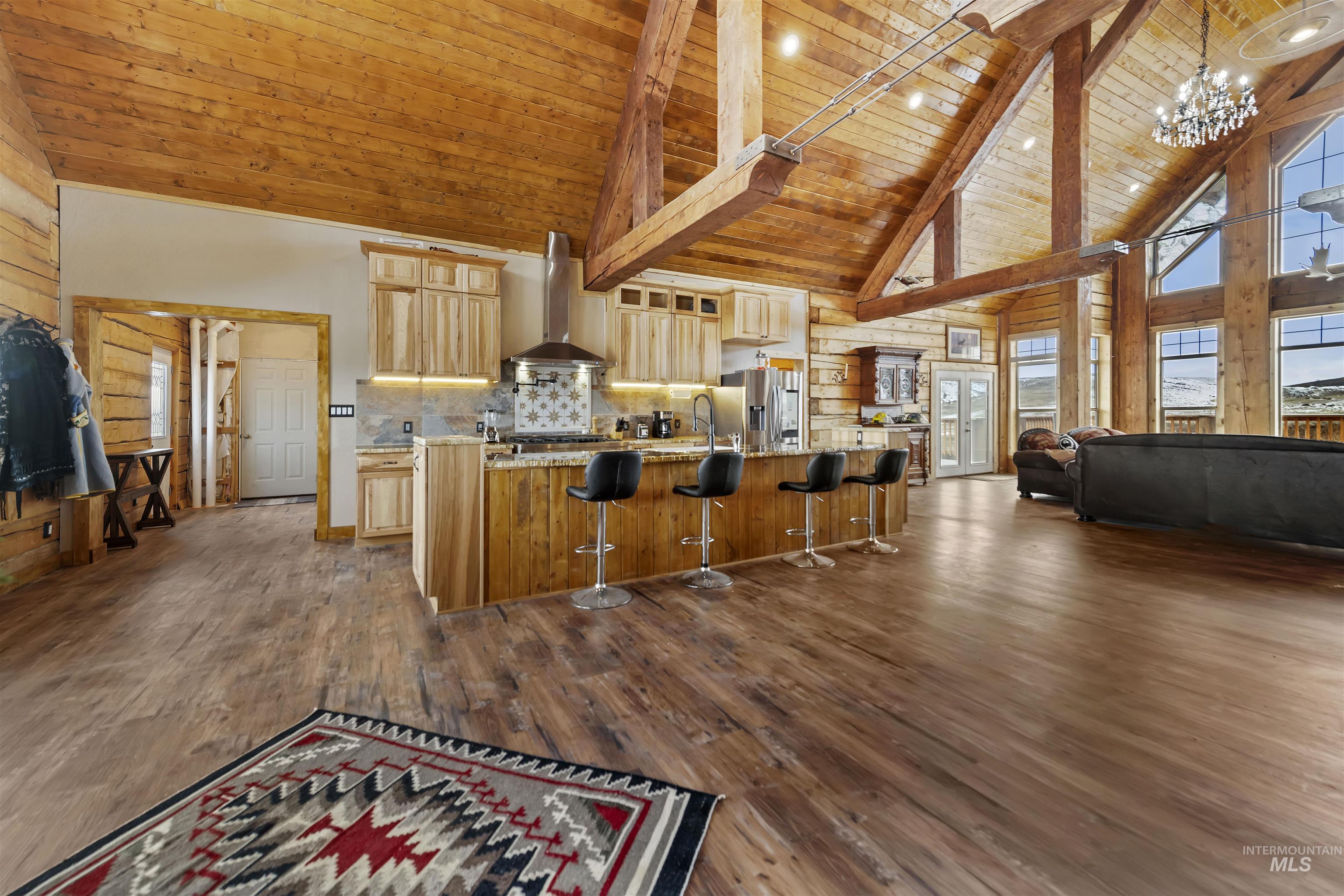 1828 Hidden Canyon Rd Property Photo 4