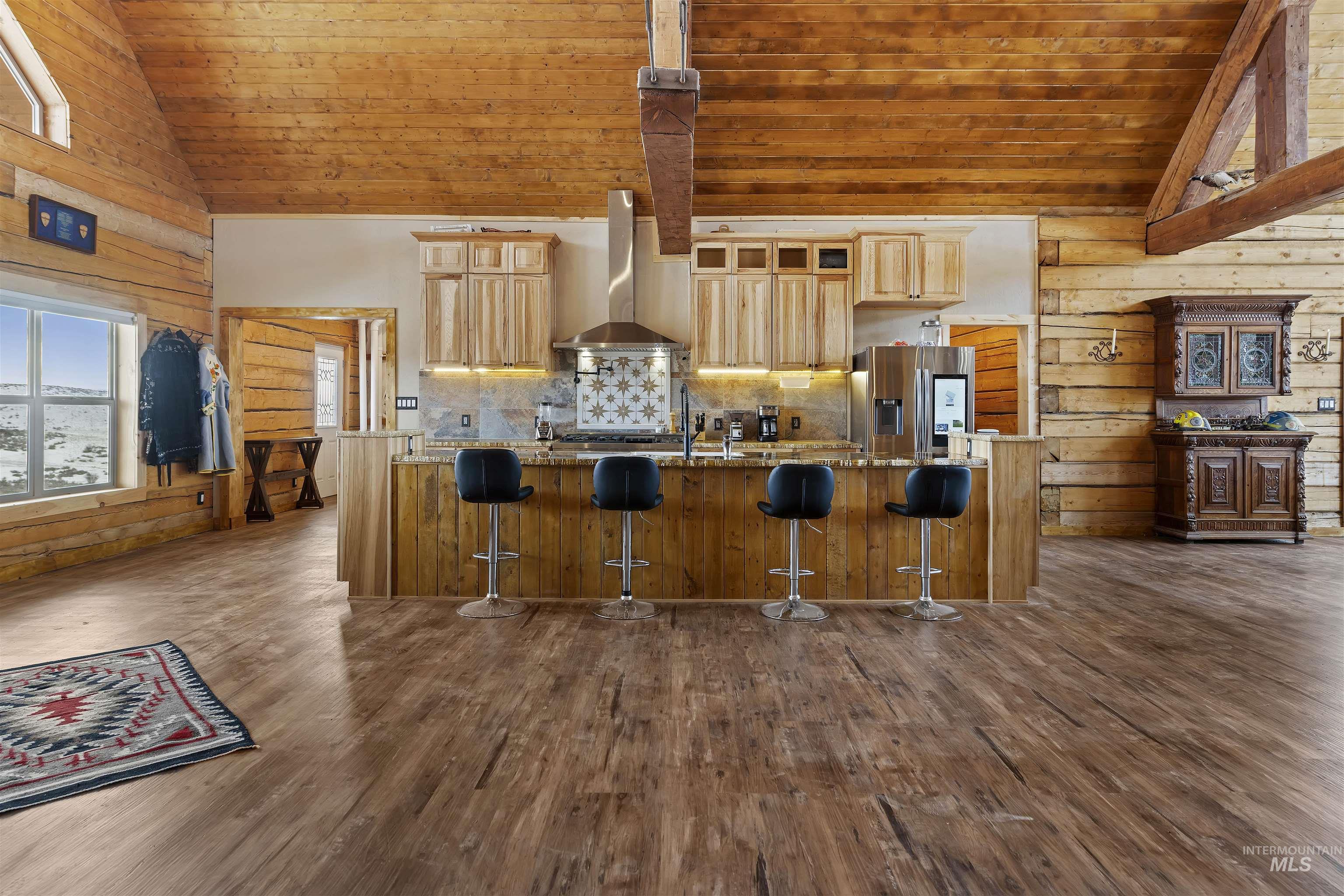 1828 Hidden Canyon Rd Property Photo 5