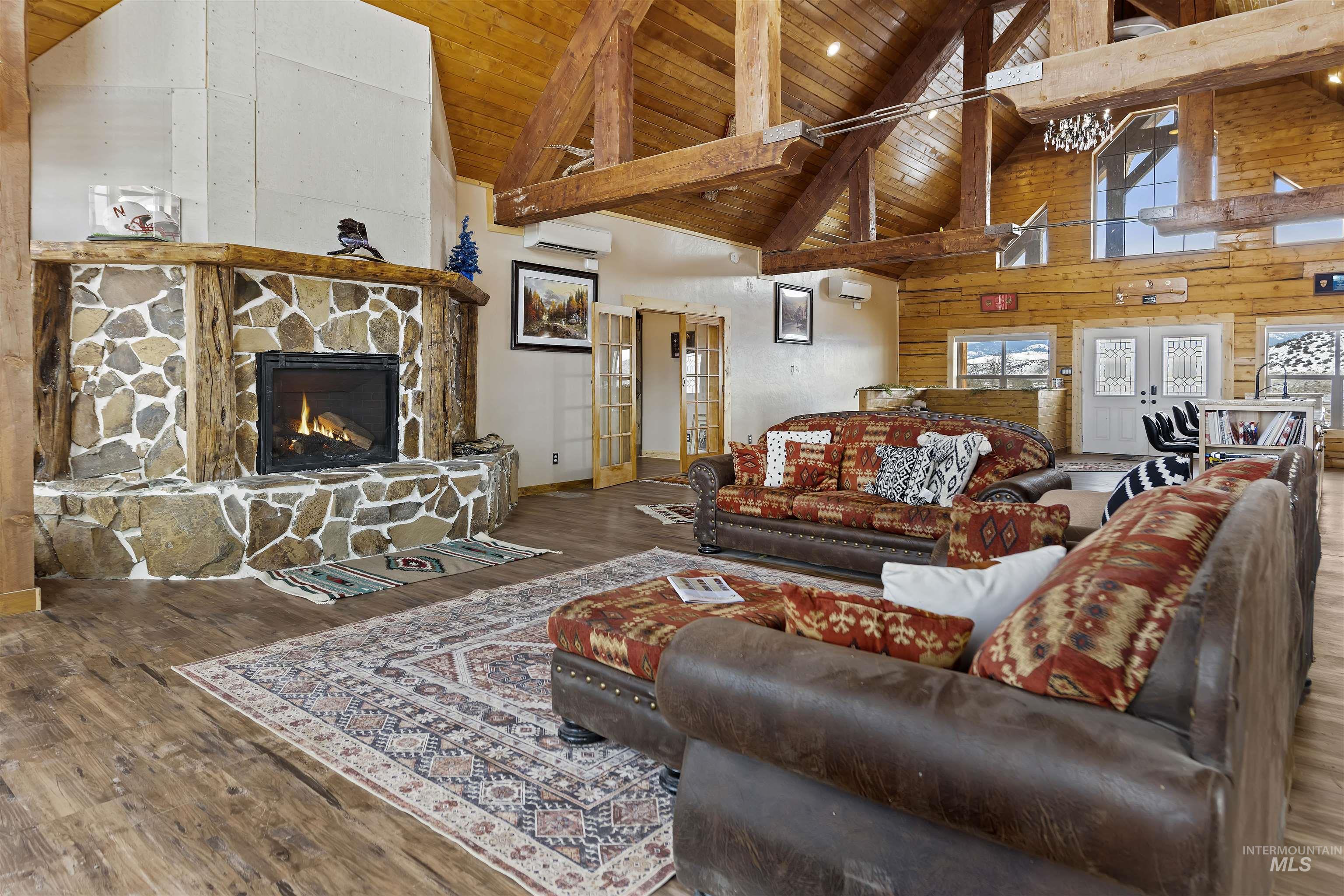 1828 Hidden Canyon Rd Property Photo 8