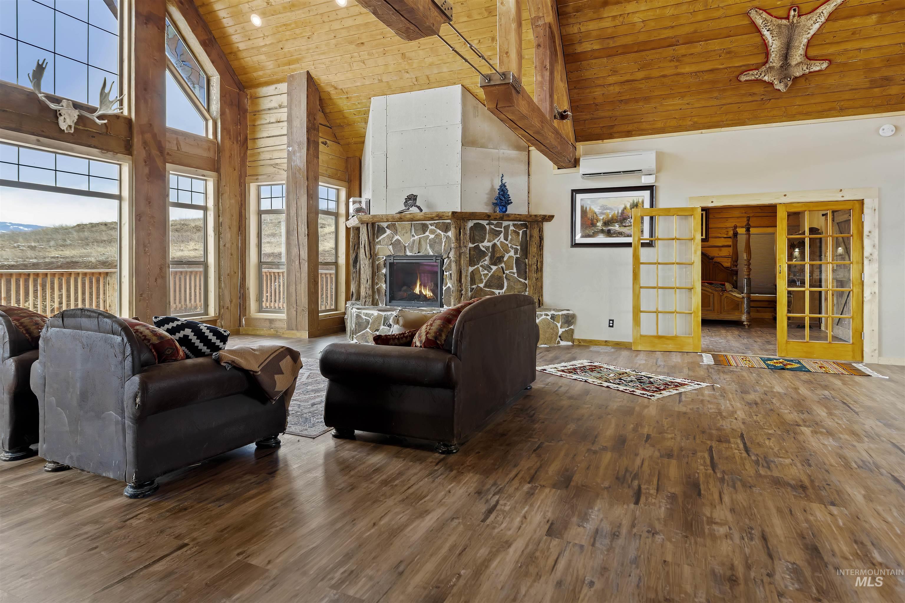 1828 Hidden Canyon Rd Property Photo 10