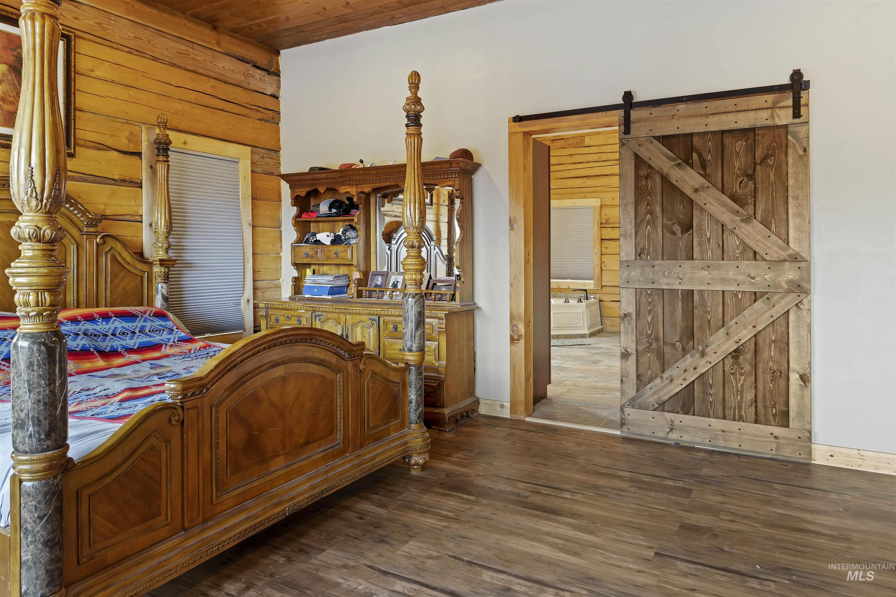 1828 Hidden Canyon Rd Property Photo 15