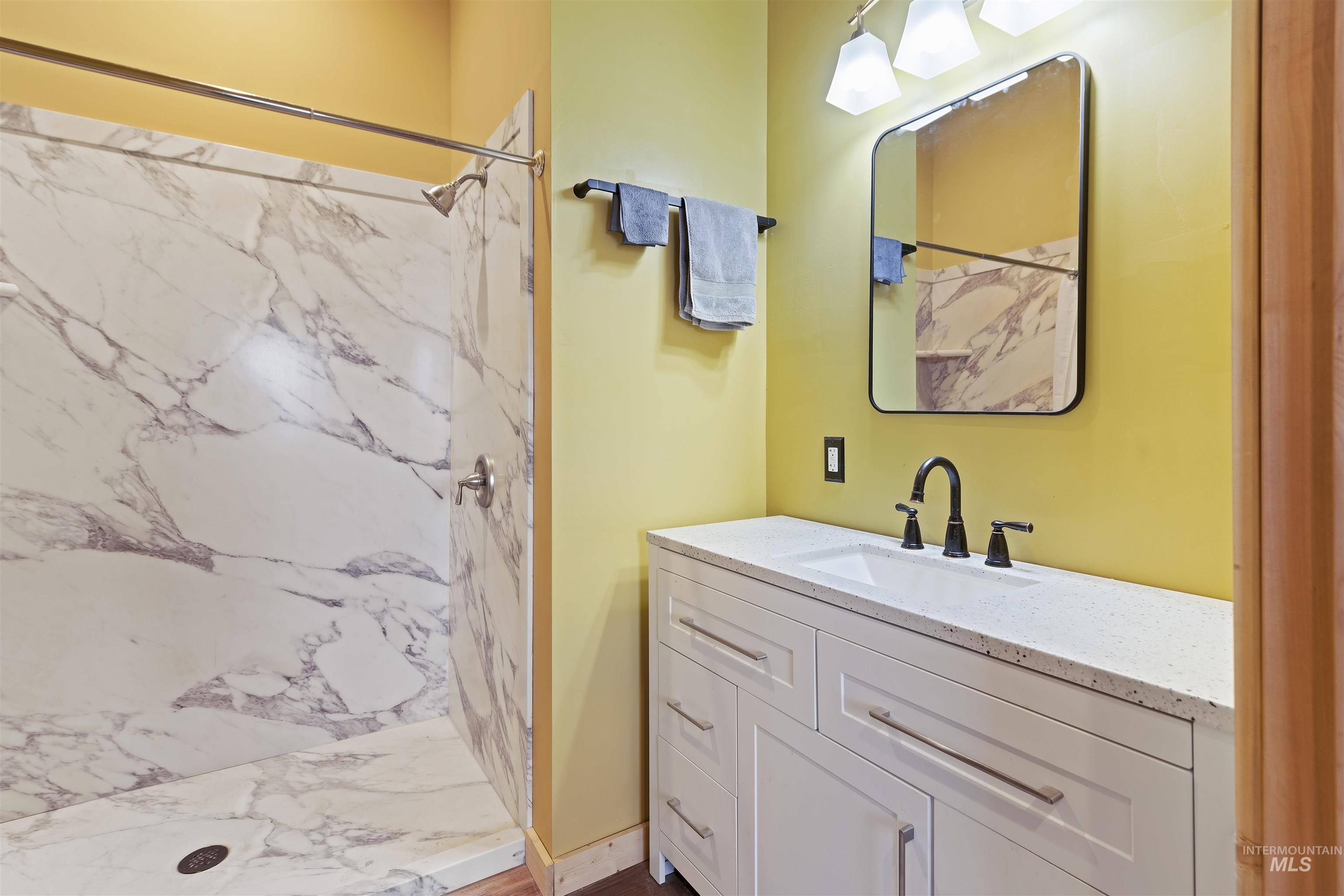 1828 Hidden Canyon Rd Property Photo 21