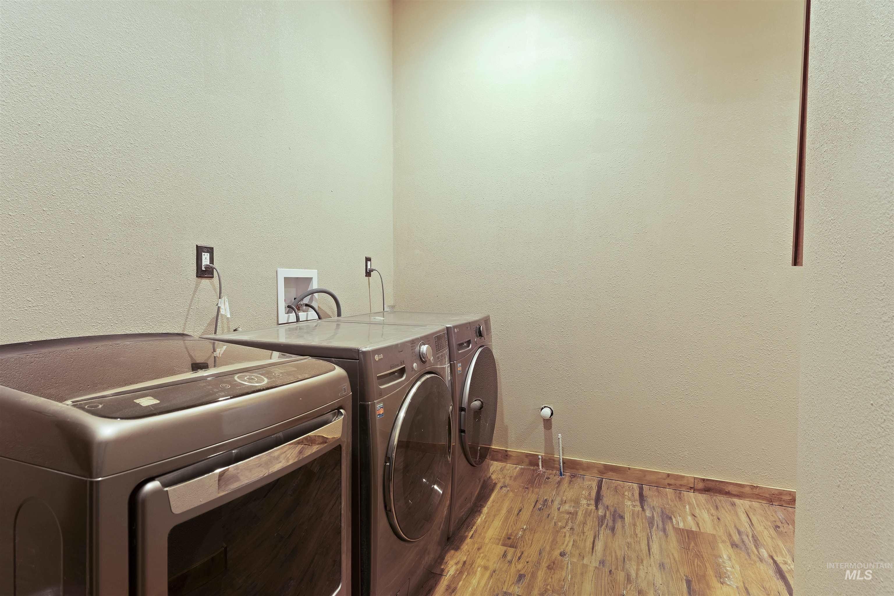 1828 Hidden Canyon Rd Property Photo 25