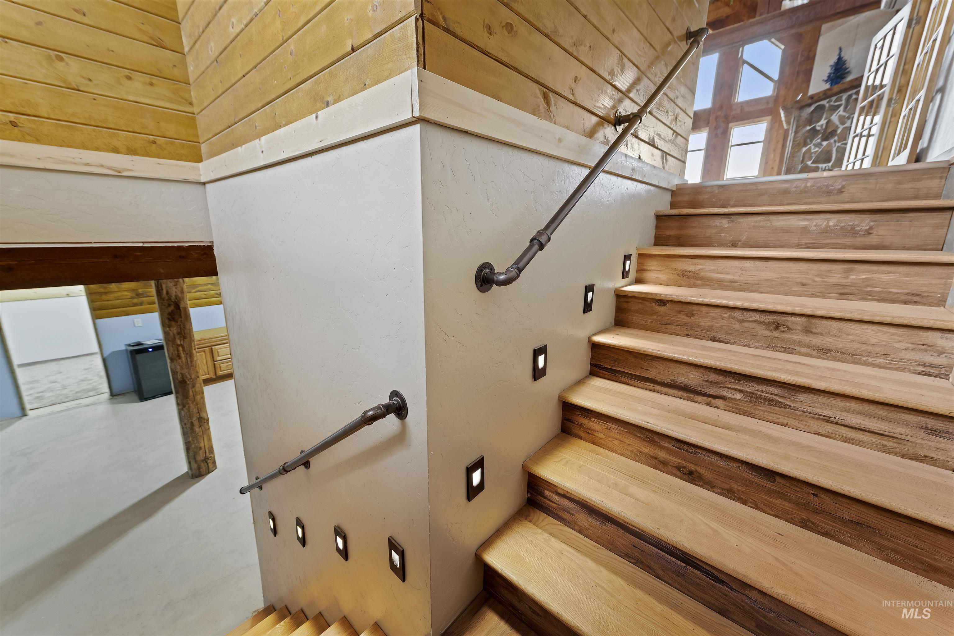 1828 Hidden Canyon Rd Property Photo 27