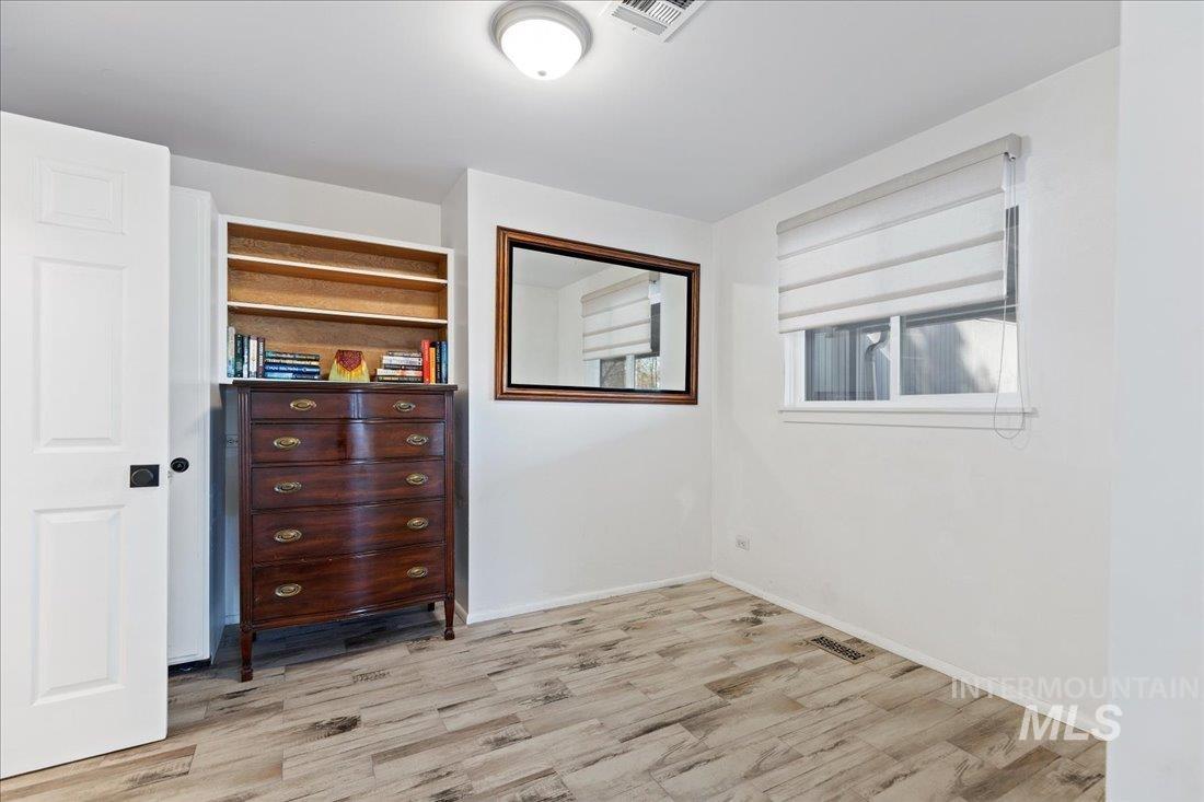 6881 W State St Property Photo 13