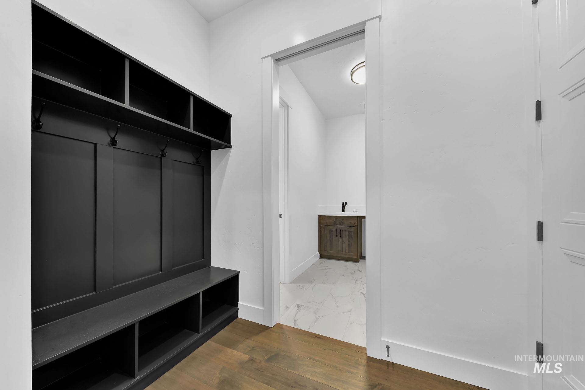 11261 S Yeoman Place Property Photo 13