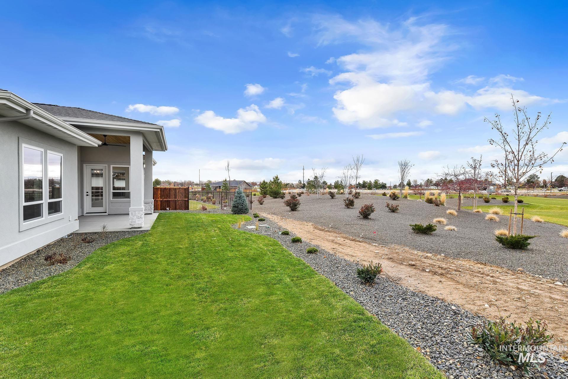 11261 S Yeoman Place Property Photo 18