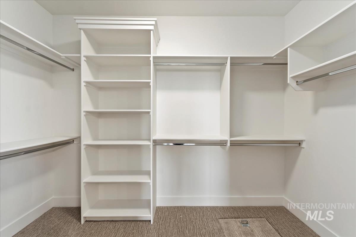 7094 N Canter Trail Ave. Property Photo 24