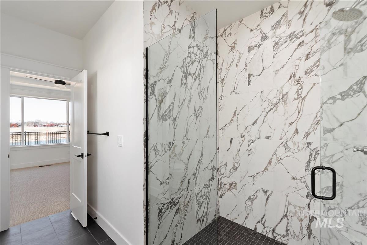 7094 N Canter Trail Ave. Property Photo 25