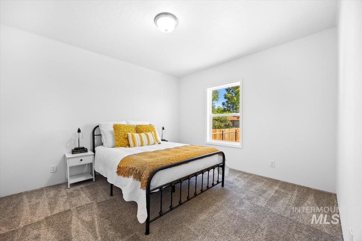 321 Avenue C Property Photo 5