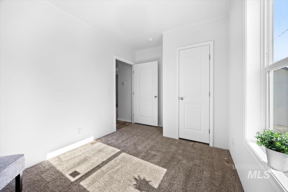 321 Avenue C Property Photo 19