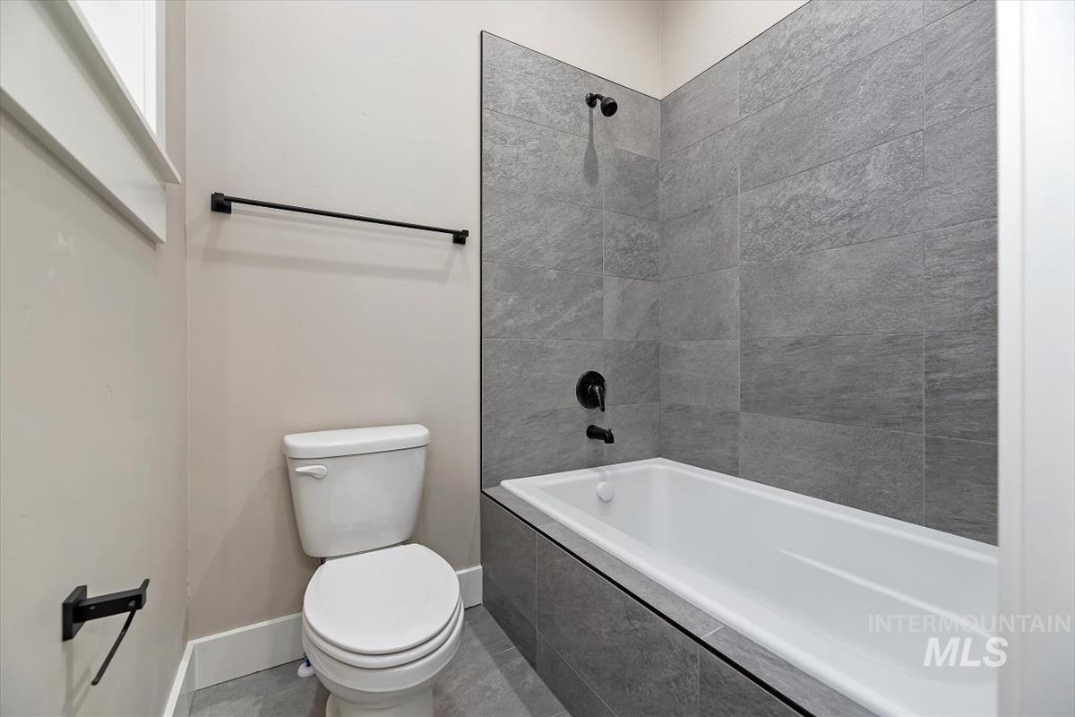 7266 E Red Kite St. Property Photo 6
