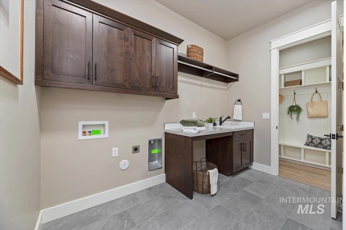 7266 E Red Kite St. Property Photo 32