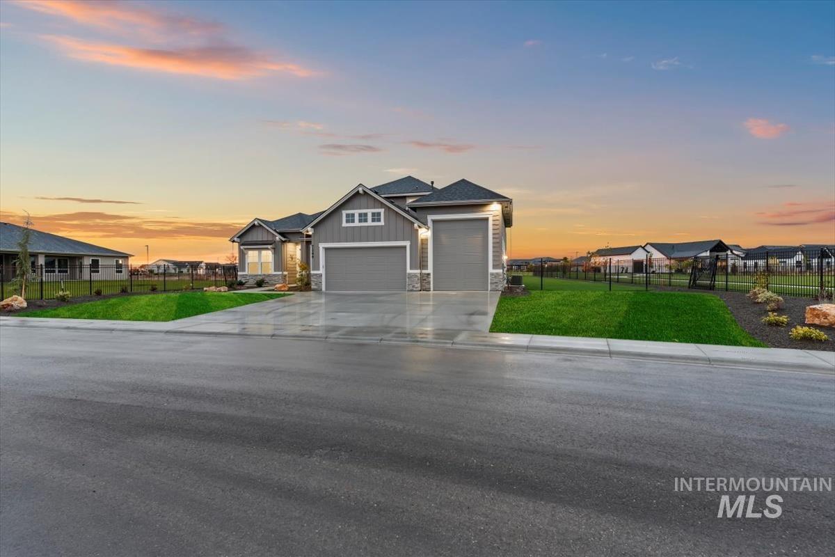 7266 E Red Kite St. Property Photo 35