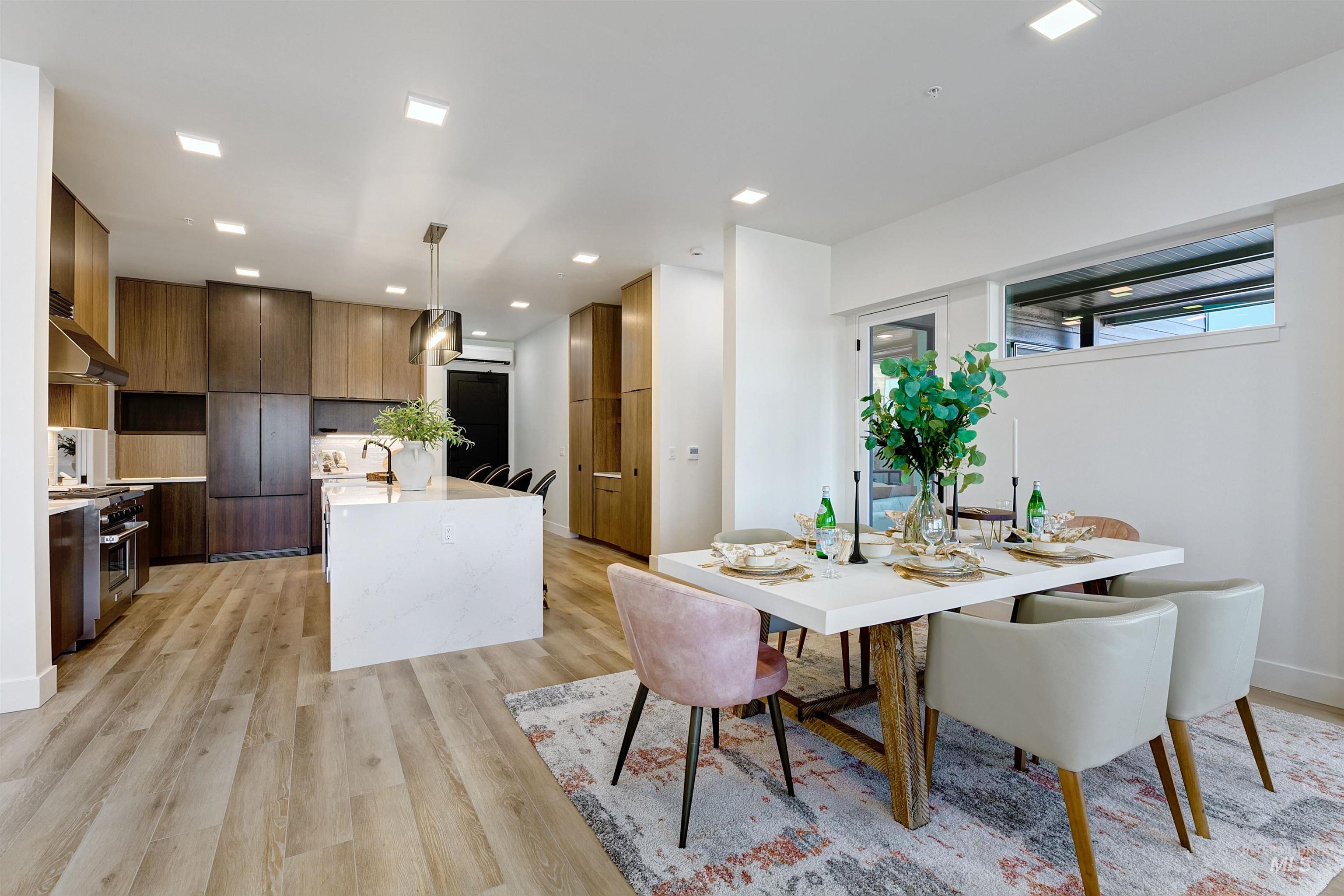 55 E State St. Property Photo 8