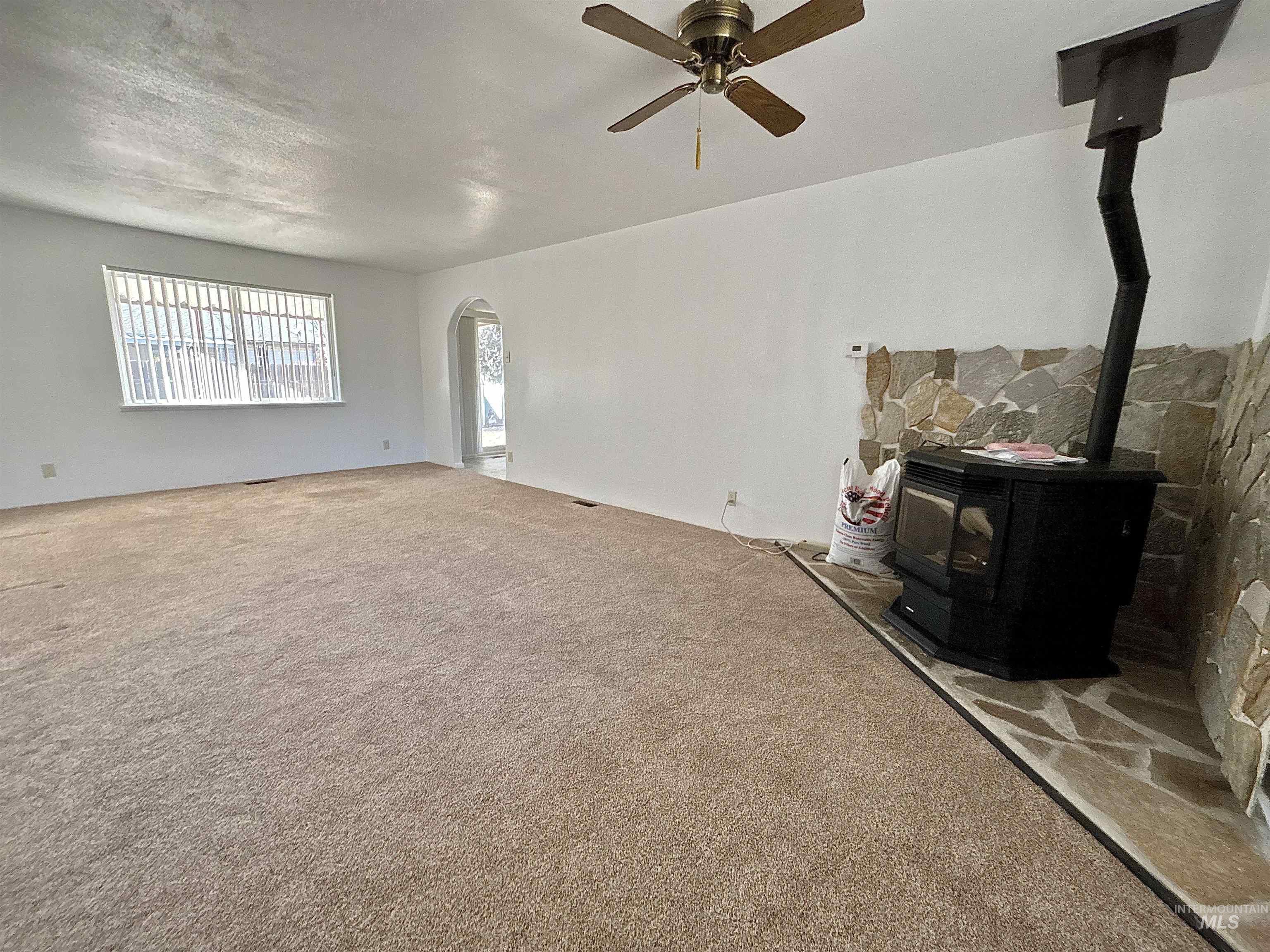 855 N 12th E Property Photo 5