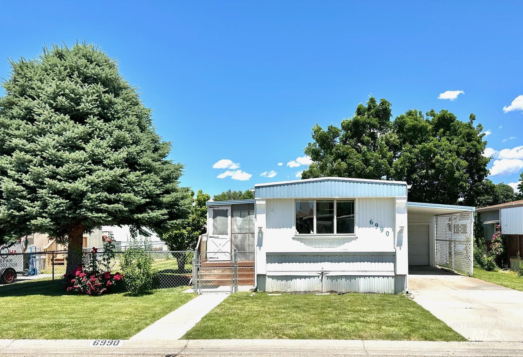6990 W Royal Glen Ln. Property Photo