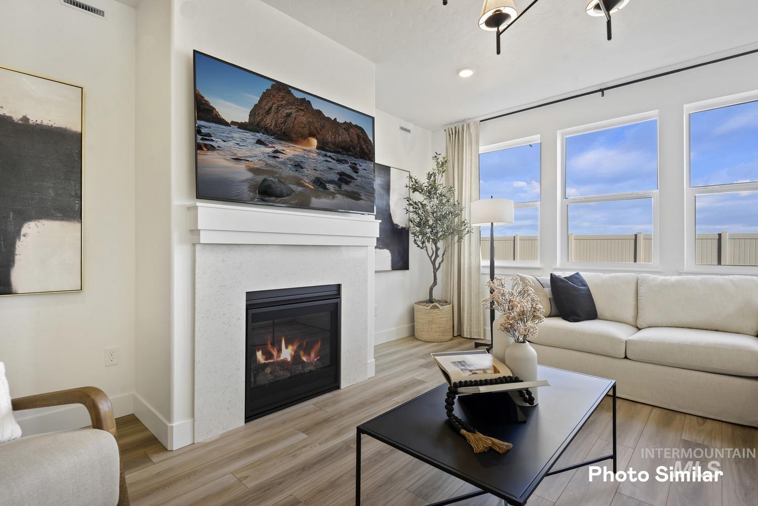 15047 Alto Place Property Photo 6