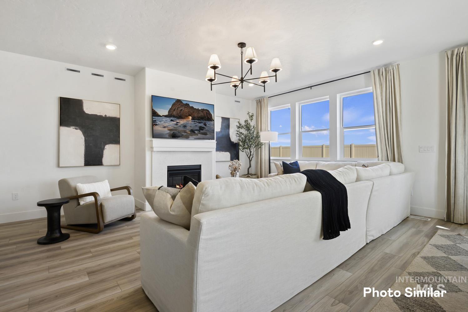 15047 Alto Place Property Photo 8
