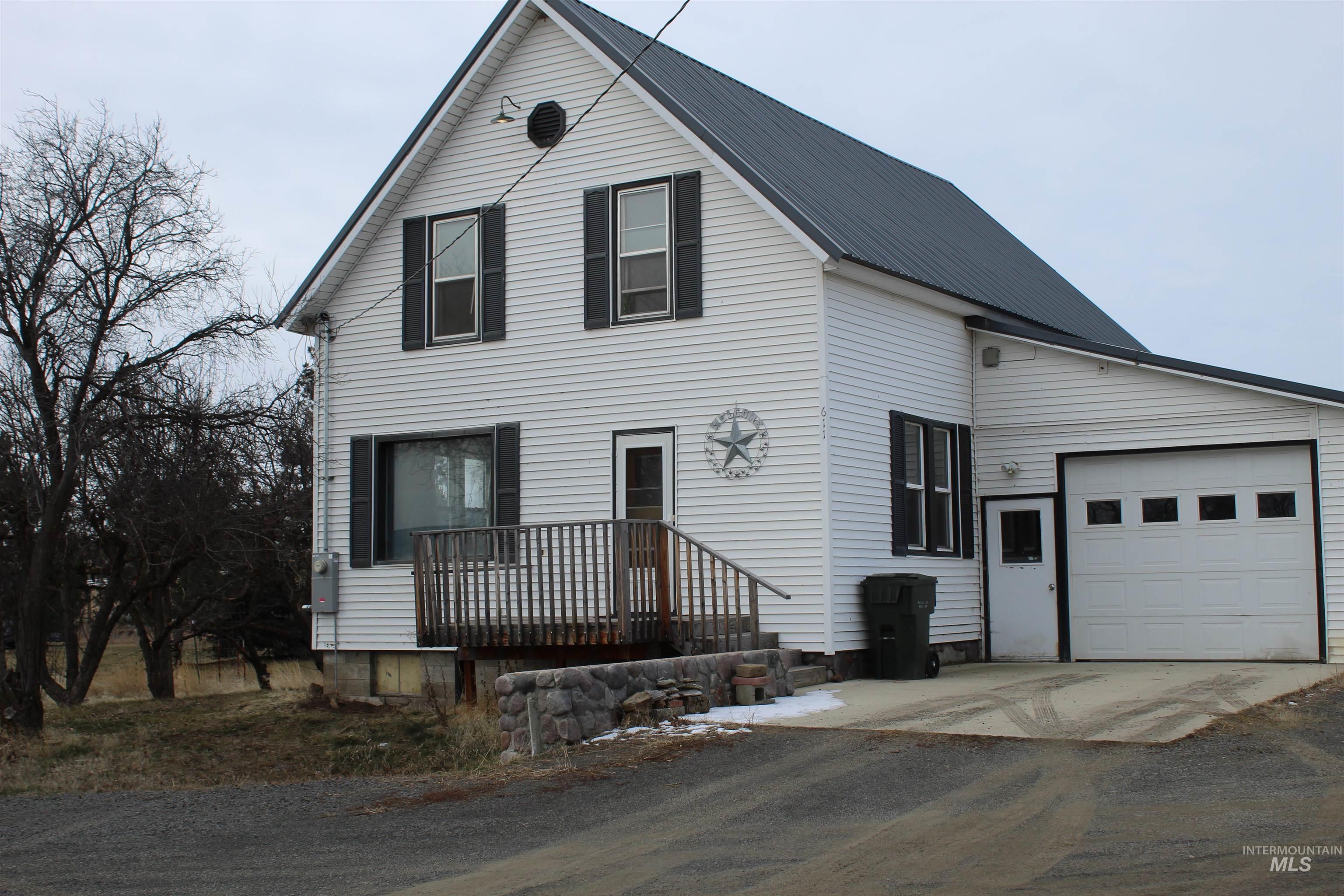611 Myrtle Street Property Photo